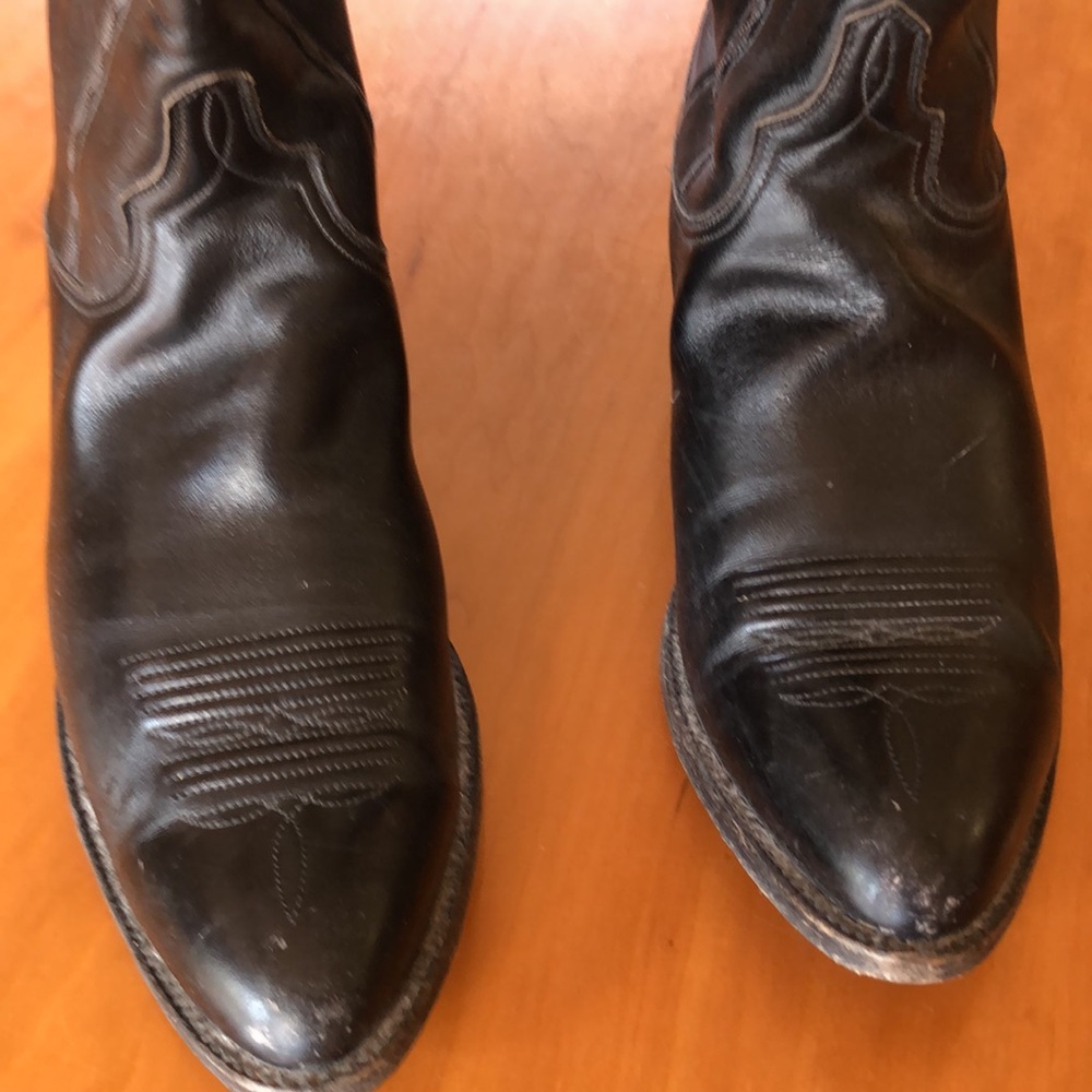 Beautiful Hand Made Western Boot - Picture 2 of 6